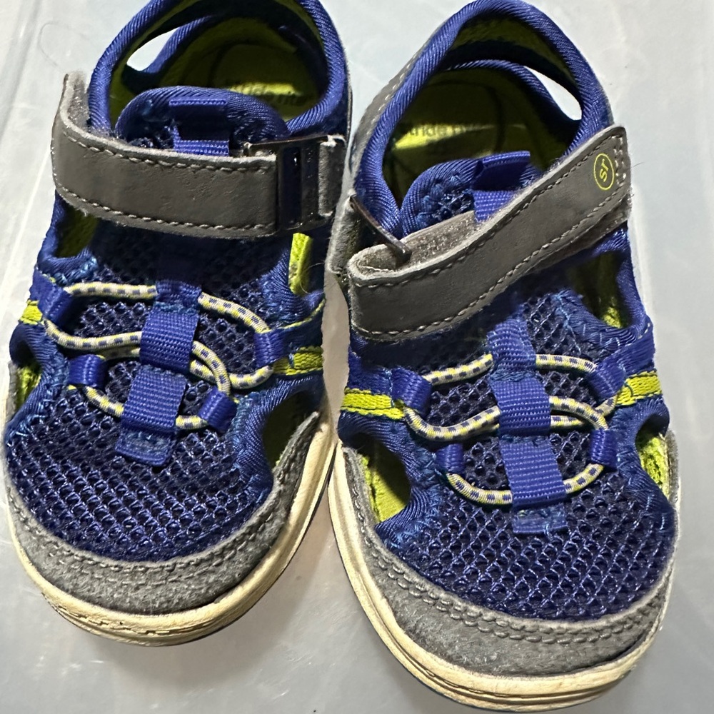 Stride rite 360 Blue and Gray Sporty Sandals with Velcro Closure